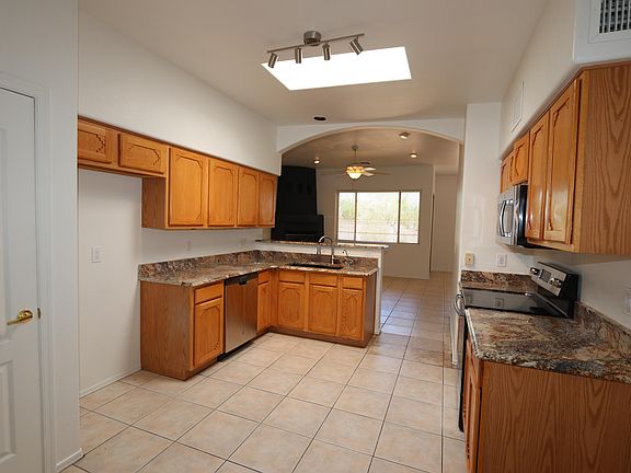 5th image of 3694 N Raven Wash Dr