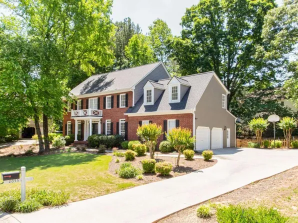 2055 Milfield Cir, Snellville, GA 30078