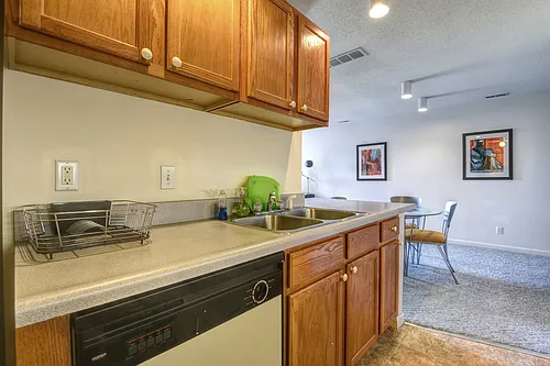 1206 Wesley Ave Photo 1