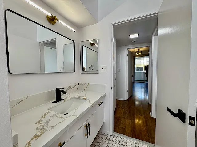 337 S Elm Dr #3 — Photo 35