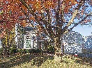 919 Ridge Trl, Carol Stream, IL 60188