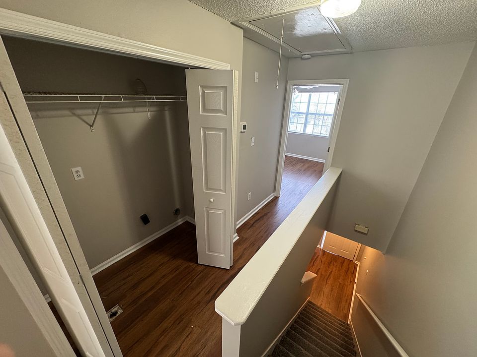 1st image of 4738 Brookwood Dr
