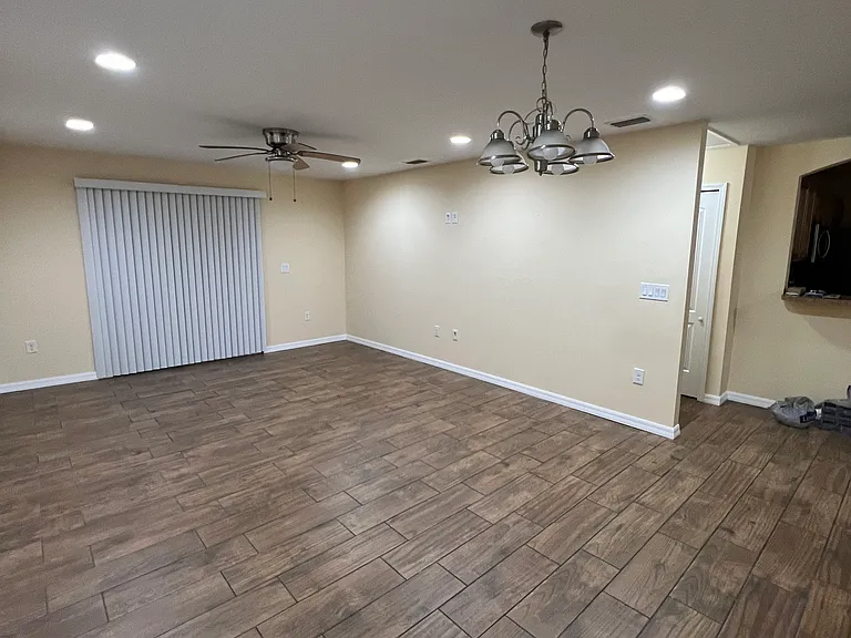 1624 Javier St SE #A — Photo 6
