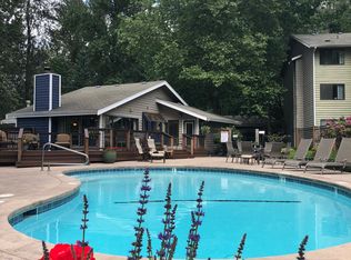14830 NE 1st St APT C, Bellevue, WA 98007