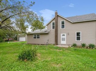 6920 19th Ave, Van Horne, IA 52346
