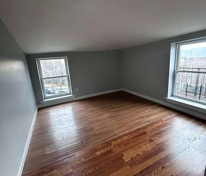 53 Glenwood Ave — Photo 6