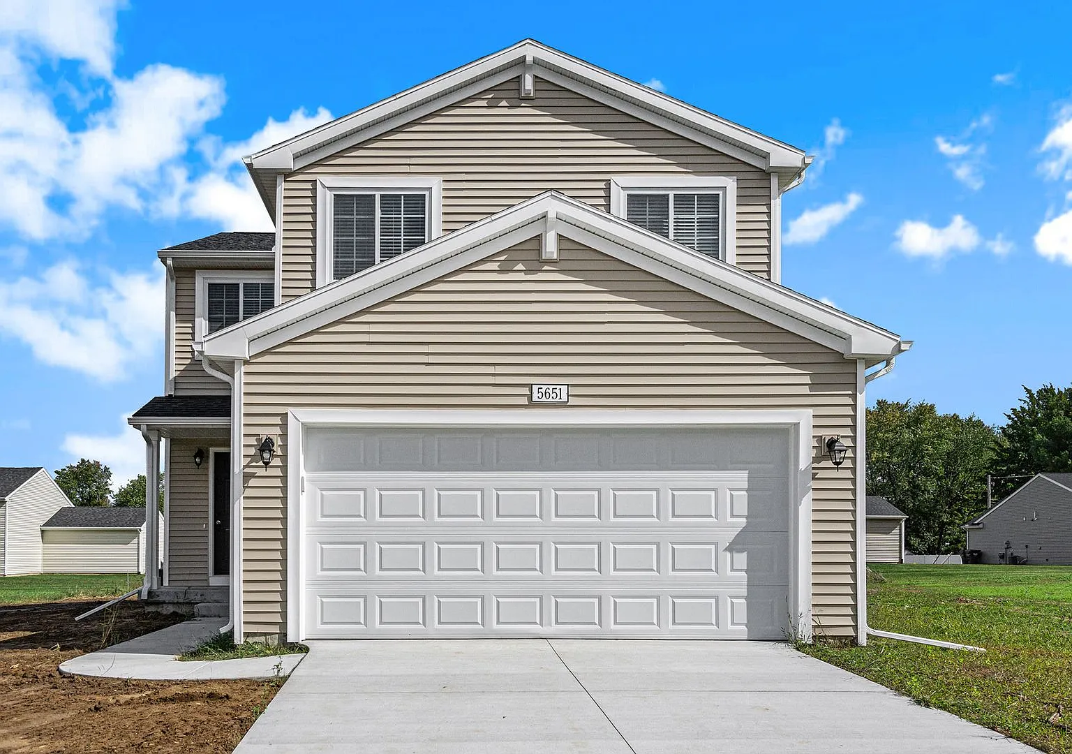 Move In Special: Get August & September Rent FREE! Move in by August 21st to receive FREE rent fo... — Photo 1