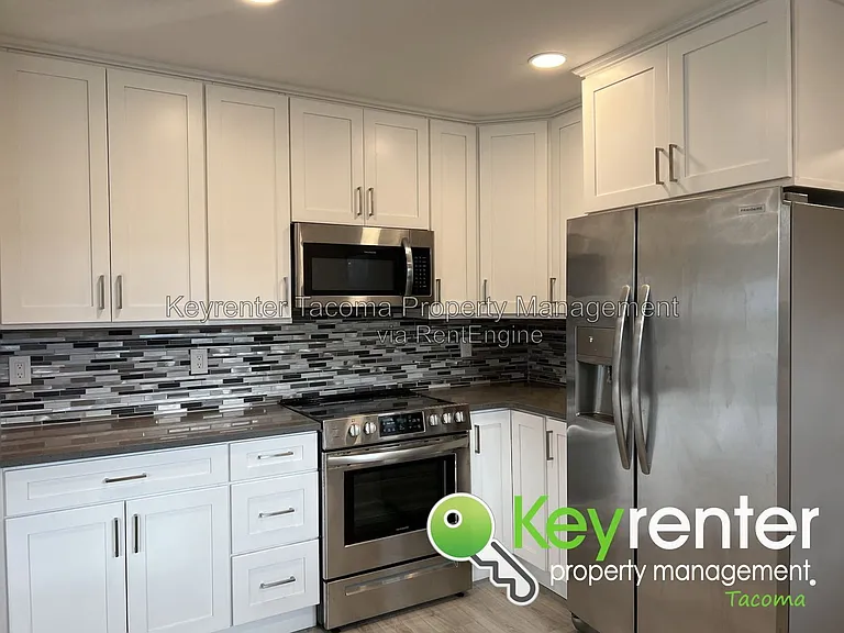 1827 S Washington St — Photo 11