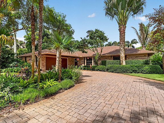 3rd image of 5673 SE Lamay Drive