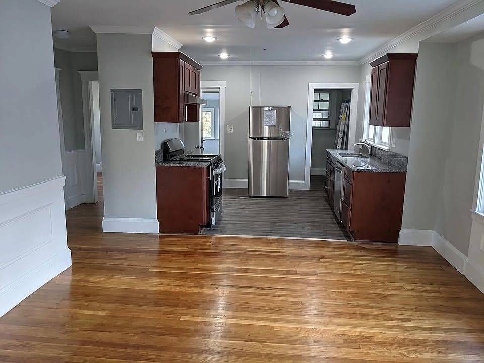1st image of 64 Bartlett Ave #64
