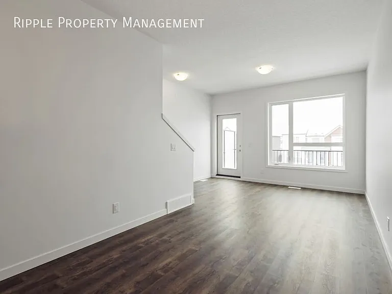 391 Belmont Ave SW — Photo 4
