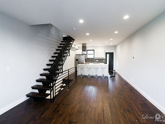 Large spacious lay-out