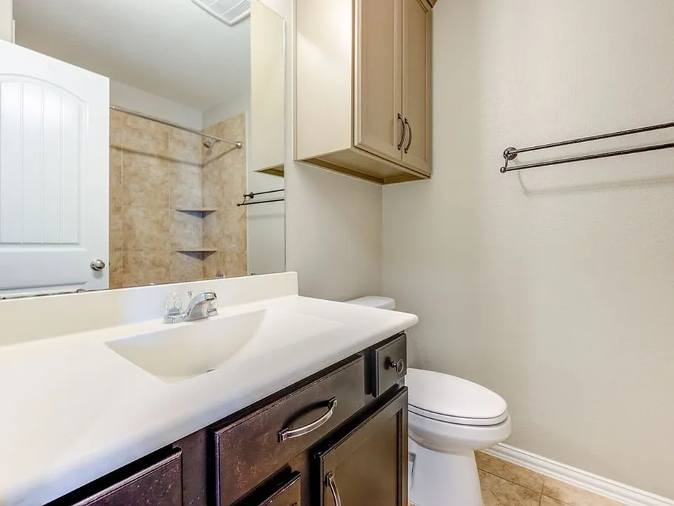 6734 Barrington Creek Trce