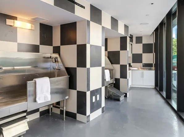 90 Furman Street image 1 of 3