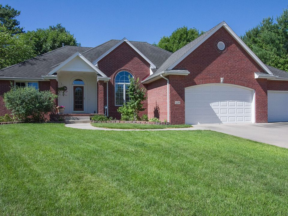 1st image of 1220 Pine Valley Pl