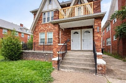 1st image of 2653 Calvert St #1