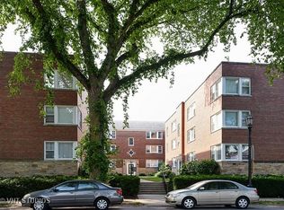 1410 Central St APT 2E, Evanston, IL 60201