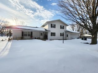 901 Walters St, Lakefield, MN 56150