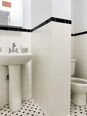 Rented by City Connections Realty | media 23