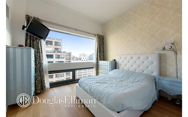 Rented by Douglas Elliman | media 31