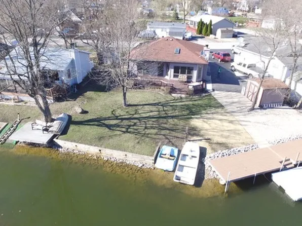 209 Fossil Cove Ln, Wilmington, IL 60481