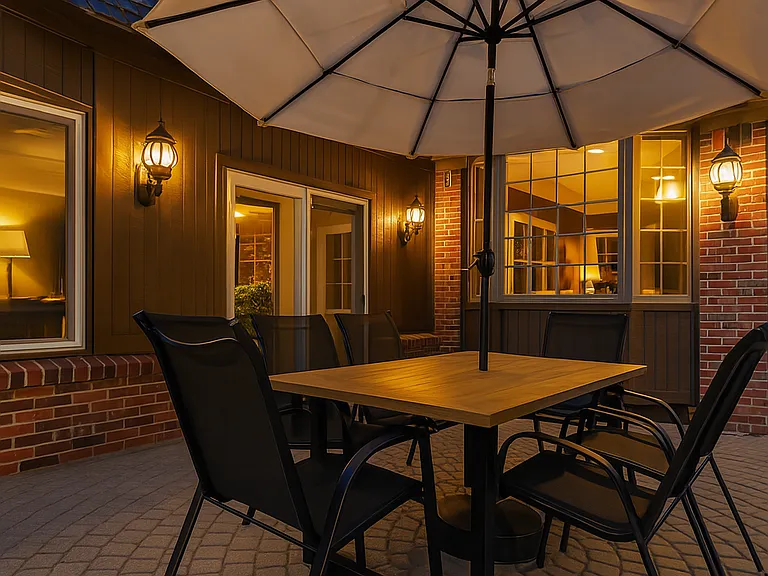 5002 Rockdale Ct — Photo 10