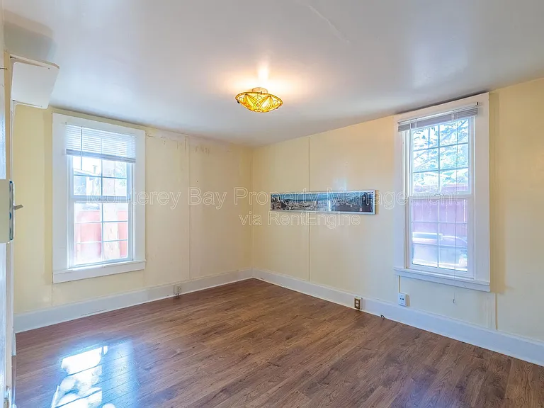 461 Reeside Ave — Photo 5