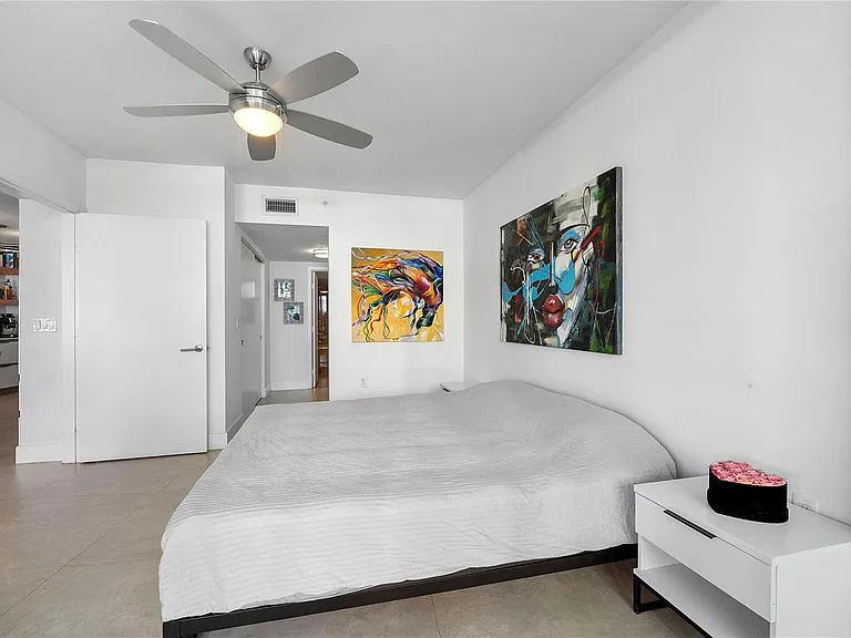 6620 Indian Creek Dr #315 — Photo 17