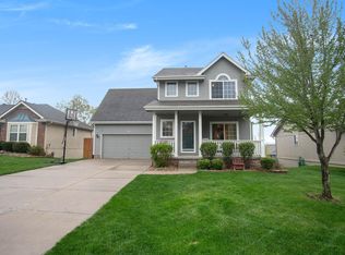 719 Cedar View Cir, Bellevue, NE 68123