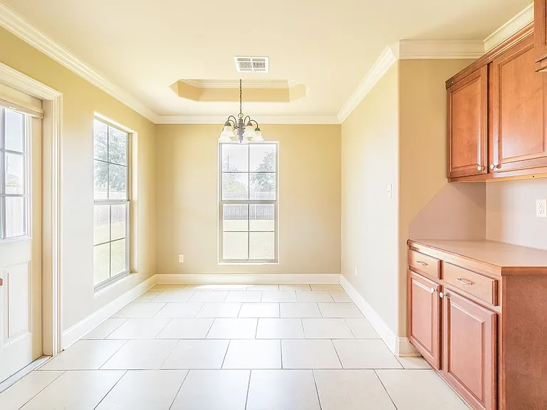 926 Lillian Michel Dr — Photo 6