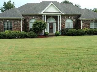 1237 Commons Dr, Jacksonville, AR 72076