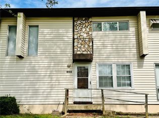 805 N 70th Ter, Kansas City, KS 66112