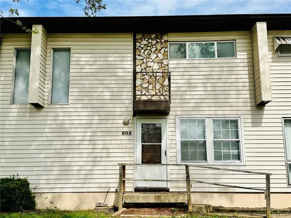 805 N 70th Ter, Kansas City, KS 66112