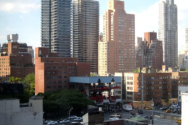 Rented by Corcoran | media 19