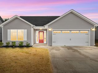 1926 Jackie Lorraine Dr, Clarksville, TN 37042