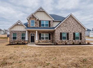204 Amberley Ct, Kathleen, GA 31047