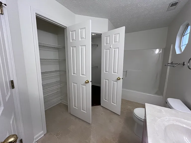 6540 Amherst Way — Photo 5