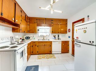 13 E Magnolia St, Davenport, FL 33837