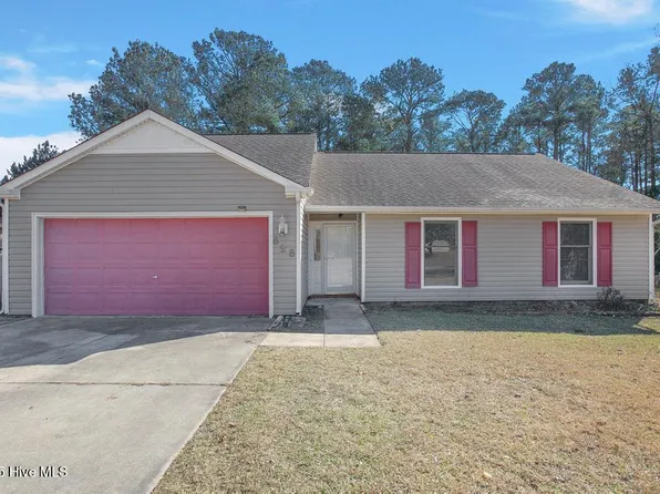828 Shadowridge Road, Jacksonville, NC 28546