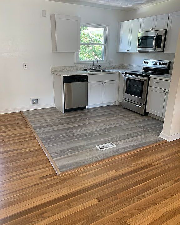 1st image of 1014 Robinson Rd