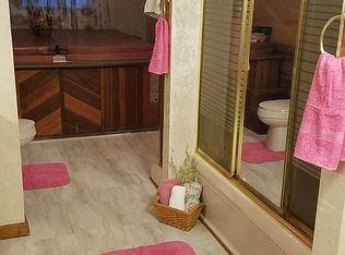 2047 Lawyer Dr, Salem, VA 24153