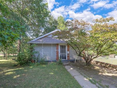622 S Cedar Ave, Independence, MO, 64053