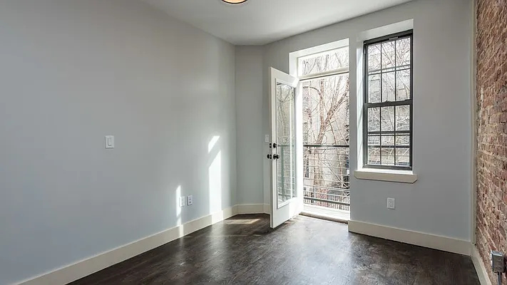 Rented by Nooklyn NYC LLC | media 22