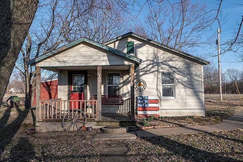 106 N East St, Tyro, KS 67364 Zillow