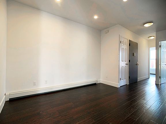 5th image of 1090 Pacific St #3
