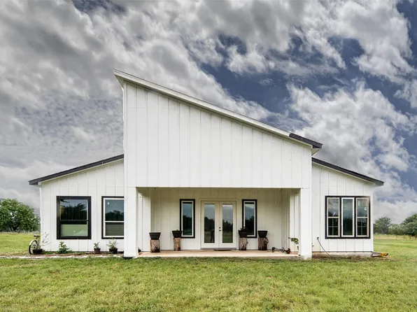 141 Wheelis Loop, Decatur, TX 76234