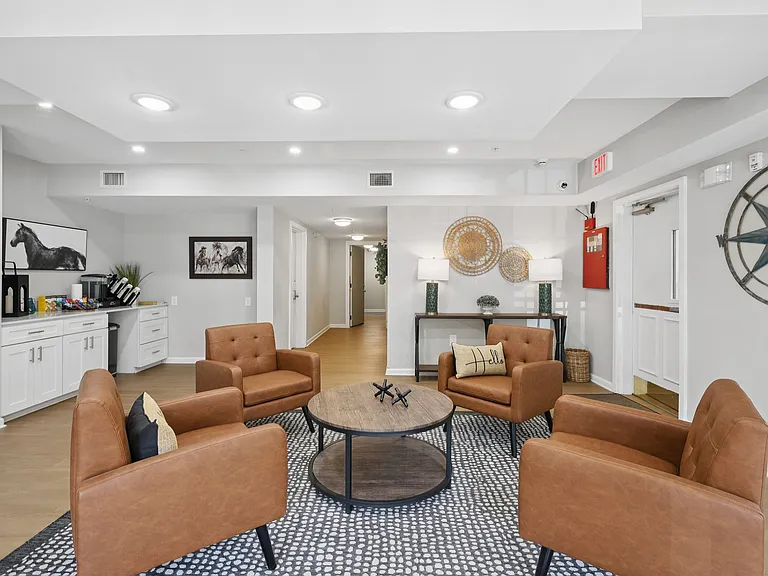 Flats at 87Ten — Photo 14