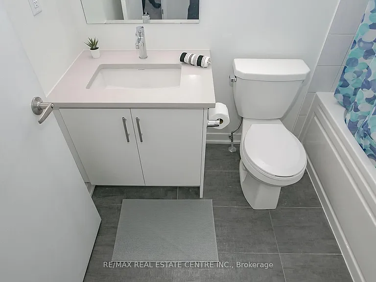 3556 Colonial Dr #4 — Photo 31