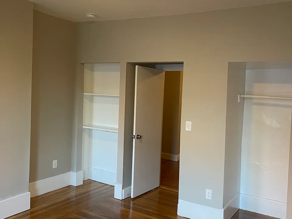 75 Division St #1