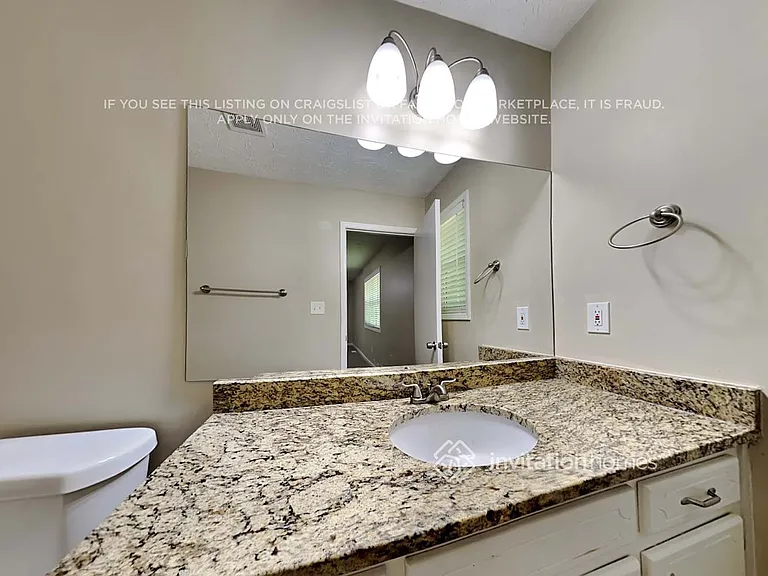 264 Park Ave E — Photo 17